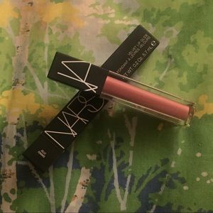 Nars Velvet Lipglide-Swing 💐